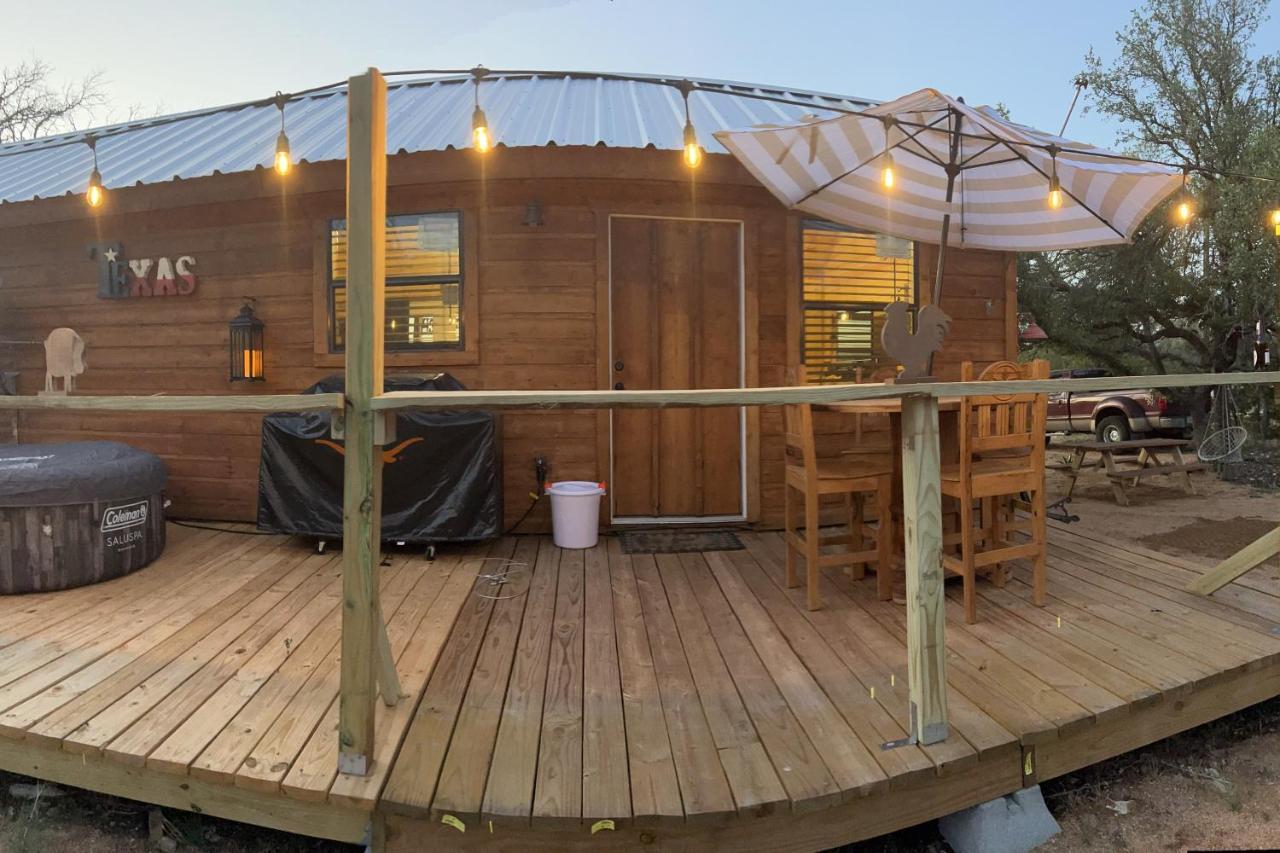 River'S Sky View Lodge Fredericksburg Exterior foto